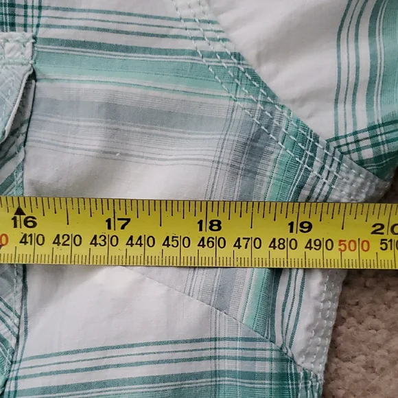 Carhartt Women's White and Green Plaid Button Down 3/4 Sleeves Shirt Size M - Picture 13 of 16